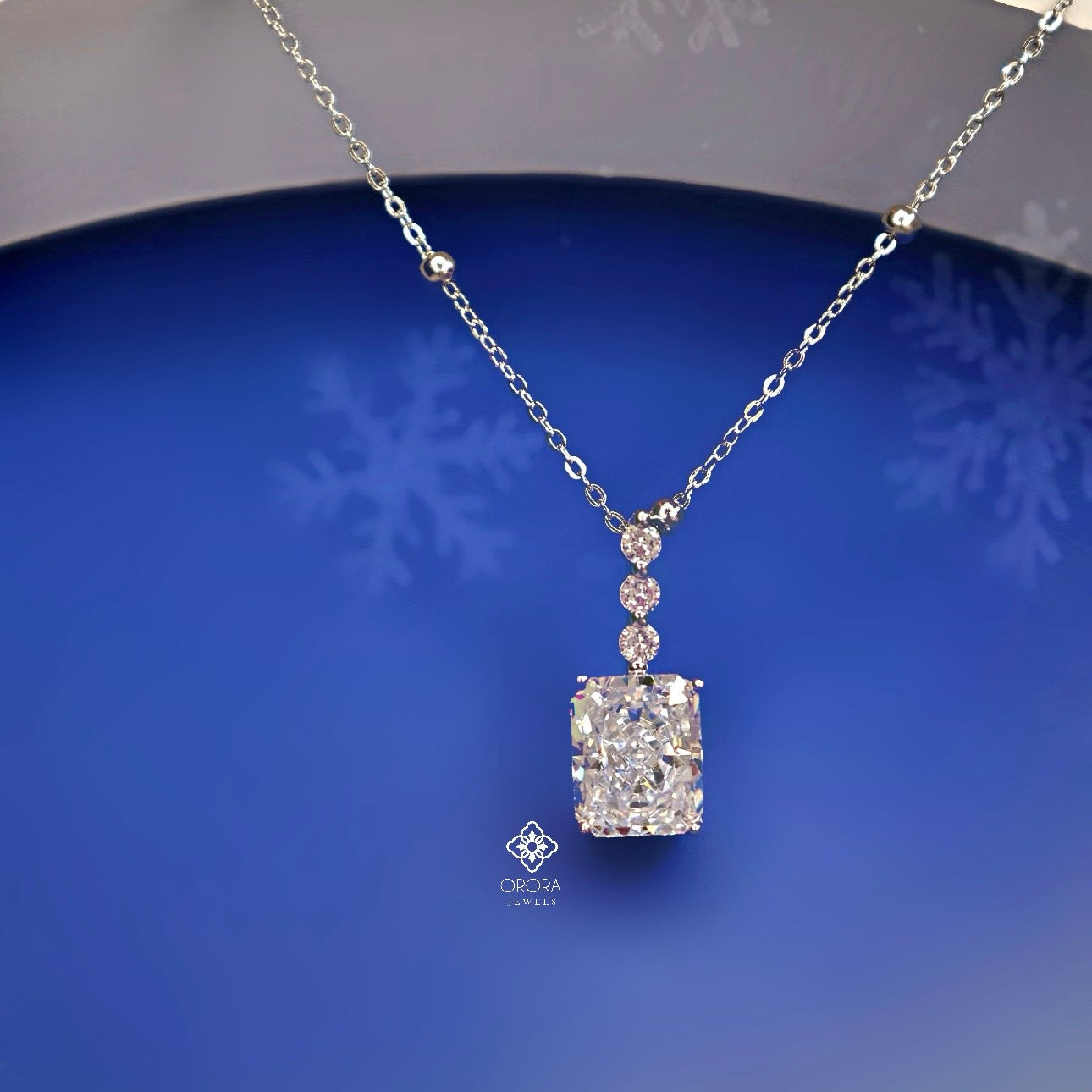 Outstanding Silver Sparkle